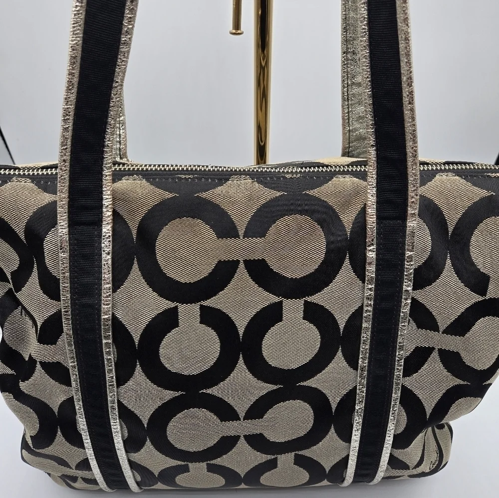 COACH Poppy Canvas Tote Black Op C Print Purple Lining Large Sequence Tag